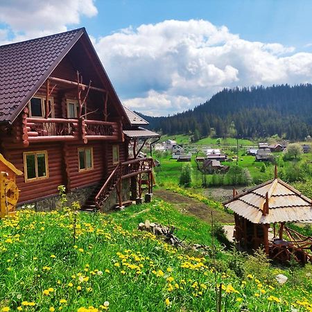 Дерев'Яний Котедж "Казка" Jaremče Exteriér fotografie